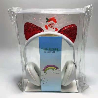 China 2021 New Model Christmas Gift Cute Girls Earphone Earphone With Glowing LED for sale