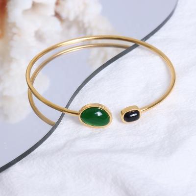 China FASHIONABLE Retro Black Titanium Steel Agate Bangle 18K Gold Plated Cuff Bangle for sale