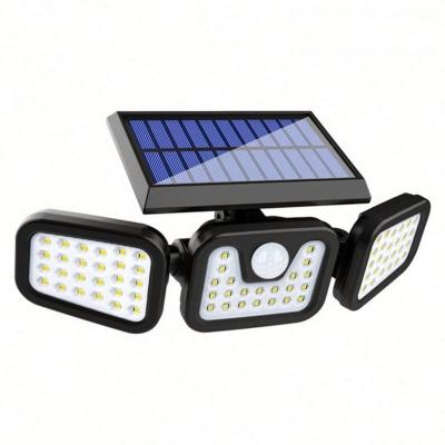 China Polycarbonate Height Solar Powered IP65 Grade Waterproof 108 SMD Led 3 Head 3 Motion Sensor Lighting for sale