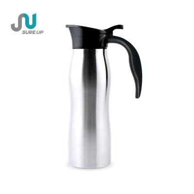 China Sustainable 700ml Milk Jug Stainless Steel Milk Coffee Pot Vacuum Jug for sale