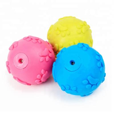 China High Quality Viable Teeth Cleaning Chew Bite Pet Toy Squeaky TPR Resistant Dog Ball for sale