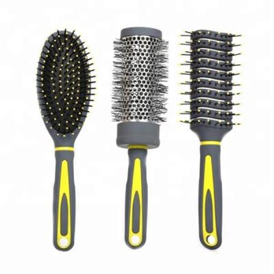 China Black rubberized brush at home for hair styling for sale