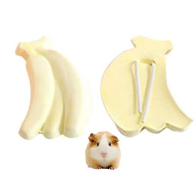 China Hot Sale Type Viable Hamster Pet Rabbit Ore Treat Molars Stone Parrot Fruit Calcium Grinding Molar Stone Chewing Toy for sale