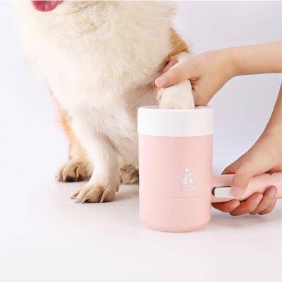 China Stocked 2020 Hot Selling Portable Automatic Dog Cat Cleaner Pet Paw Foot Seal Cups for sale