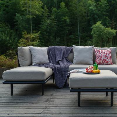 China Weather Resistant New Fashion Luxury Outdoor Furniture Outdoor Garden Sofa Set for sale