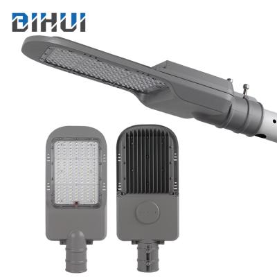 China Smd 60w 100w Waterproof Outdoor Road Street Light Ip65 Aluminum Street Light for sale