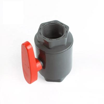 China Manufacturing 1.5 Inch PVC Ball Valve German Standard PP Ball Moulding Service Availabl for sale