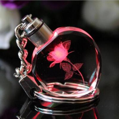 China Crystal Best Selling Heart Shape 3D Laser Engraving Crystal Glass Photo Key Chain for sale