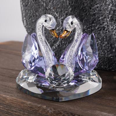 China China Crystal Swan For Creative Wedding Favors for sale