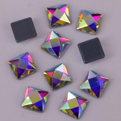 Cina Flatback 6A Grade Shapes Rhinestone AB Crystal And Colors Coating For Clothes Decoration Iron On Transfer Shapes Stones in vendita