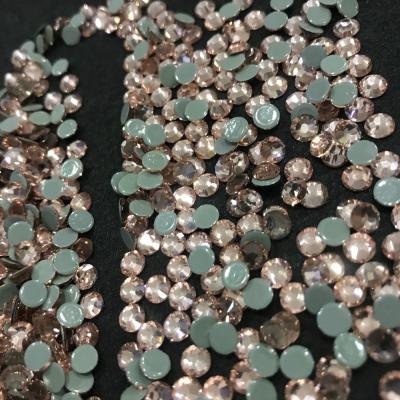 China Korean Flatback Hotsale ss30 flatback hotfix rhinestones used for T-shirt en venta