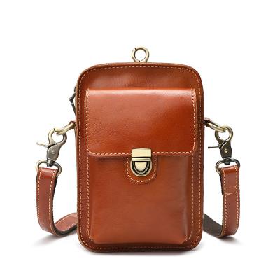 China Leather single cross the latest fasion 2021phone leather bag women cell phone bee bag - body bag cell phone for sale