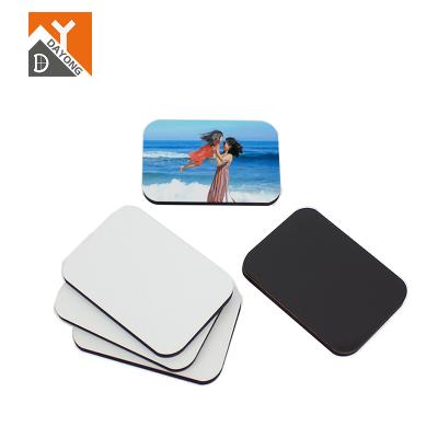 China Beautiful MDF Photo Fridge Magnet DAYONG Factory Tourist Souvenir Gift Wholesale MDF Sublimation Blank Wooden Fridge Magnet for sale