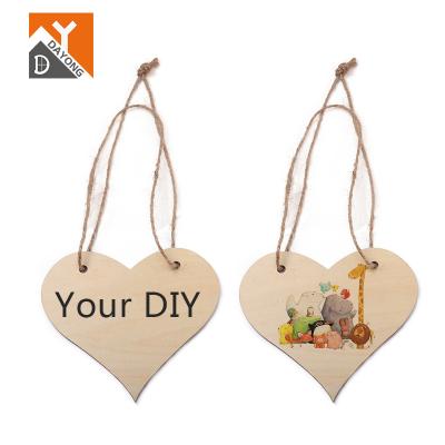 China Custom Decorative Single Sided MDF Wooden Blank Sublimation Heart Shape Heart Shape Decoration Panel Plate Door Hanging Signs for sale