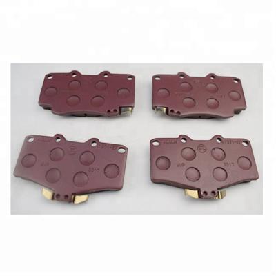 China Ceramic / semi-metallic fiber car parts front brake pad OE: 04465-35280 04465-YZZ57 for Cruiser /Prado for sale