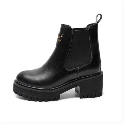 China Short-tube Elastic Thick-soled Light Leather Chelsea Ladies Boots Street Trend Of Autumn And Winter for sale