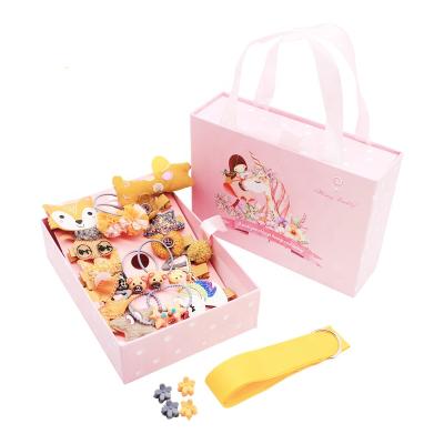 China Fashion Kids Gift Hair Accessories Set 24 Pcs Hair Clips Strings Set With Box for sale