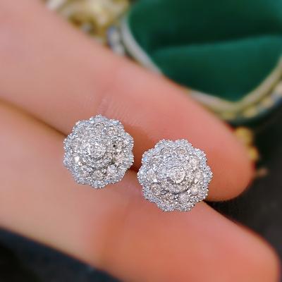 China 2023 CLASSIC Fashion Ladies Jewelry New Product Design Snowflake 18K Solid Gold Diamond Stud Earring Beautiful for sale