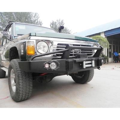 China Steel Front Bumper For Navara Patrol Y60 Car Bull Bar For 4x4 Off Road Car for sale