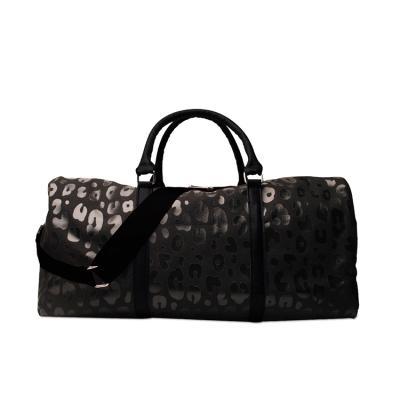 China Wholesale Breathable Canvas Travel Bag Large Capacity PU Travel Handbag Black Leopard Weekender Bag for sale