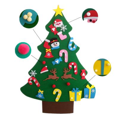 China Wall Felt Christmas Tree DIY Felt Christmas Tree Decoration With Detachable 25 Pcs Ornaments Wall Decor With Arming String for sale