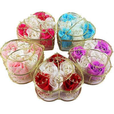 China Handmade Artificial Flower of Flora Scented Rose Bath Soap with Heart Shape Box Gift for Women Birthday Valentine Mothers Day for sale