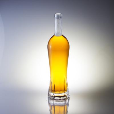 China Custom 750ml Glass Bottle Weight Base Material Glass 500ml Glass Liquor Bottle For Whiskey for sale