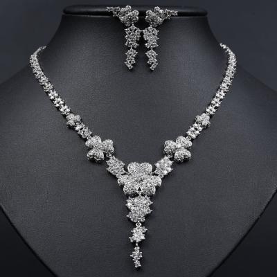 China CLASSIC Luxury AAA Cubic Zirconia Micro Paved Big Bridal Bridal Wedding Dress Jewelry Sets Earrings Necklace for sale