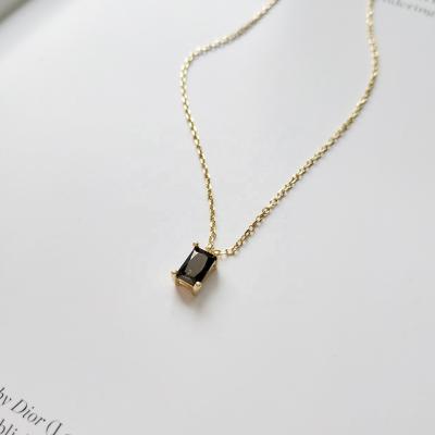 China Trendy Geometric Square Zircon Necklace Zircon Silver Jewelry Fashion Pendant Necklace for sale