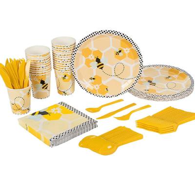 China 2022 New Modern Amazon Bee Theme Birthday Party Yellow Disposable Paper Tableware for sale