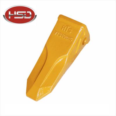 China Excavator CAT 325 E325 7T3402RC Alloy Steel Excavators Bucket Tooth for sale