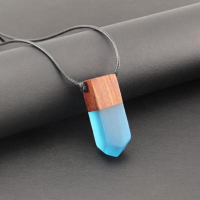 China Fashionable Simple Gift for Guest Keepsake Wooden Resin Jewelry Sweater Chain Pendant Necklace for sale