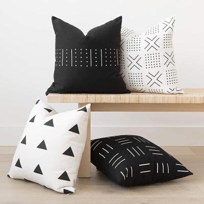 China Hotel Boho Kissenbezug Boho Kilim Design Black White 3d Printed Custom Cushion Cover For Sofa for sale