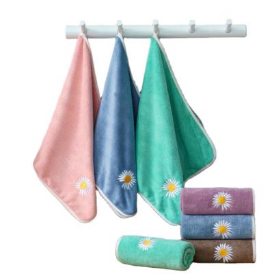 China Highly Absorbent Towel 35*75cm Super Wholesale Child Safe Coral Fleece Hanging Drying Gift Face Towels Soft for sale