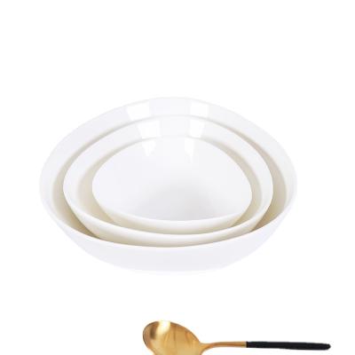 China The New Sustainable Luxury Serving Bowl Small White Ceramic Porcelain Salad Bowl for sale