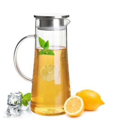 China Sustainable Household Customizable Borosilicate Glass Handcrafted Water Jug for sale