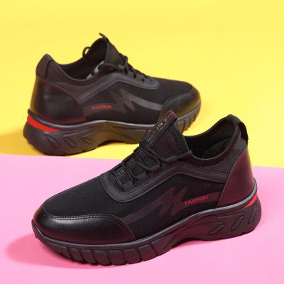 China Fashion Trend Women Flat Sports Shoes Fashion Sneakers Women Jogging Shoes Breathable Unisex Running Sneaker for sale