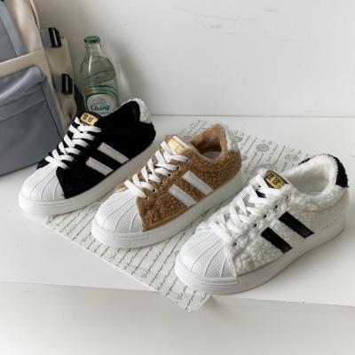 China CUSHIONING 2022 High Quality Plush Lace Up Sneakers Women Platform Spring Casual Female Shoes for sale