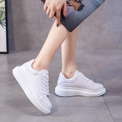 China CUSHIONING Hot Sale Allexander MQ Ladies Sneaker Women Platform Sports Shoes for sale