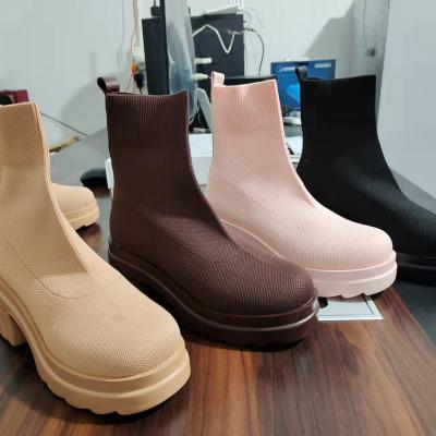 China Botas de mujer Female Platform Round White Black Ladies Boot Winter Flat Ankle Boots Thick Chunky Fly Knitting Sock Boots For Women for sale