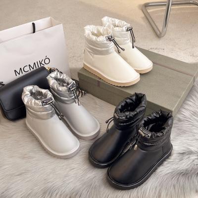 China Fashion Trend High Quality Outdoor Non-slip Comfort Drawstring Fluffy Shoes Snow Boots For Girls for sale