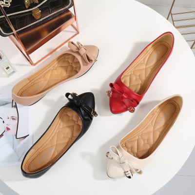 China Genuine Leather Flat Shoes and Anti-odor Elegant Woman Fashion Shoe Comfortable Soft Bow Ribbon Sandals for sale