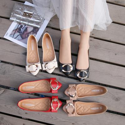 China Anti-odor Best Selling Single Soft Women's ShoeLightweigh Buckle Flats Flats Shoes Plus Size Decoration for sale