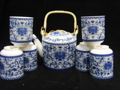 China Blauwe Ontwerp Ceramische Chinese Theepot en Kop Vastgestelde die Koffie voor voor Hotel en Huis wordt geplaatst Te koop