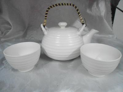 China Matte White Traditional Japanese Tea Set With Bamboo Handle 19.0 X 13.5 X 10.5 Cm for sale