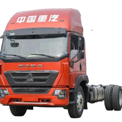 China Hot selling heavy-duty truck HOWO G5X medium truck with 220 horsepower and 6.75 meters high top row half box truck 8990*2550*3980 for sale