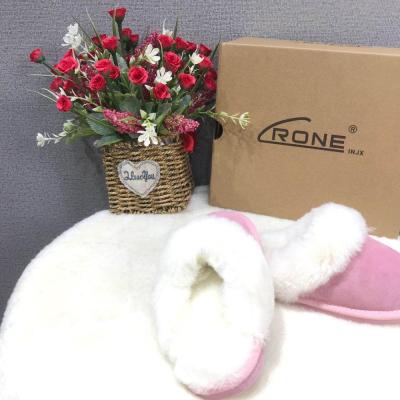 China CUSHIONING China Factory Sheep Wool Slippers Wool Slippers Wool Fur Lined Slippers / Soft for sale