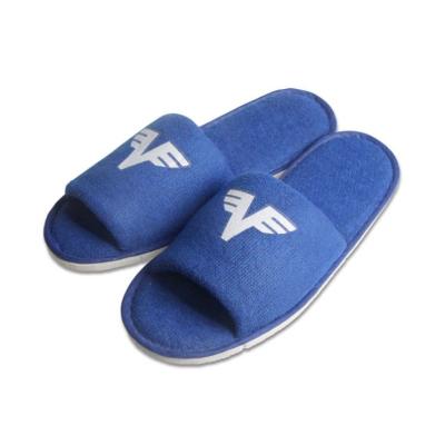 China Disposable Open Toe Slipper Open Toe For Men Custom Made Indoor Slippers With Logo for sale