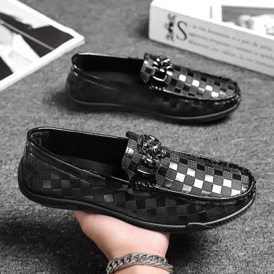 China Men Fashion Trend Hombre Walking Casual Shoes Non Slip Breathable Slip On Loafers Moccasin Classic Driving Lazy Shoes For Men Black Gray for sale