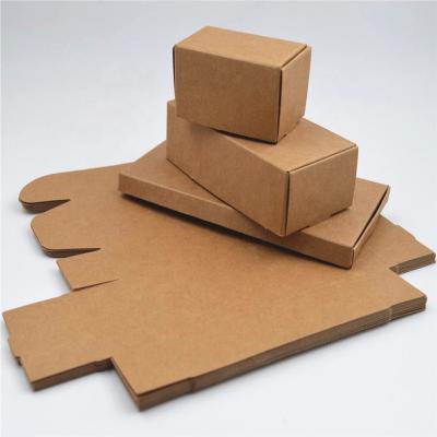 China Plain Recyclable Kraft Paper Cards Corrugated Box Packaging Box for sale